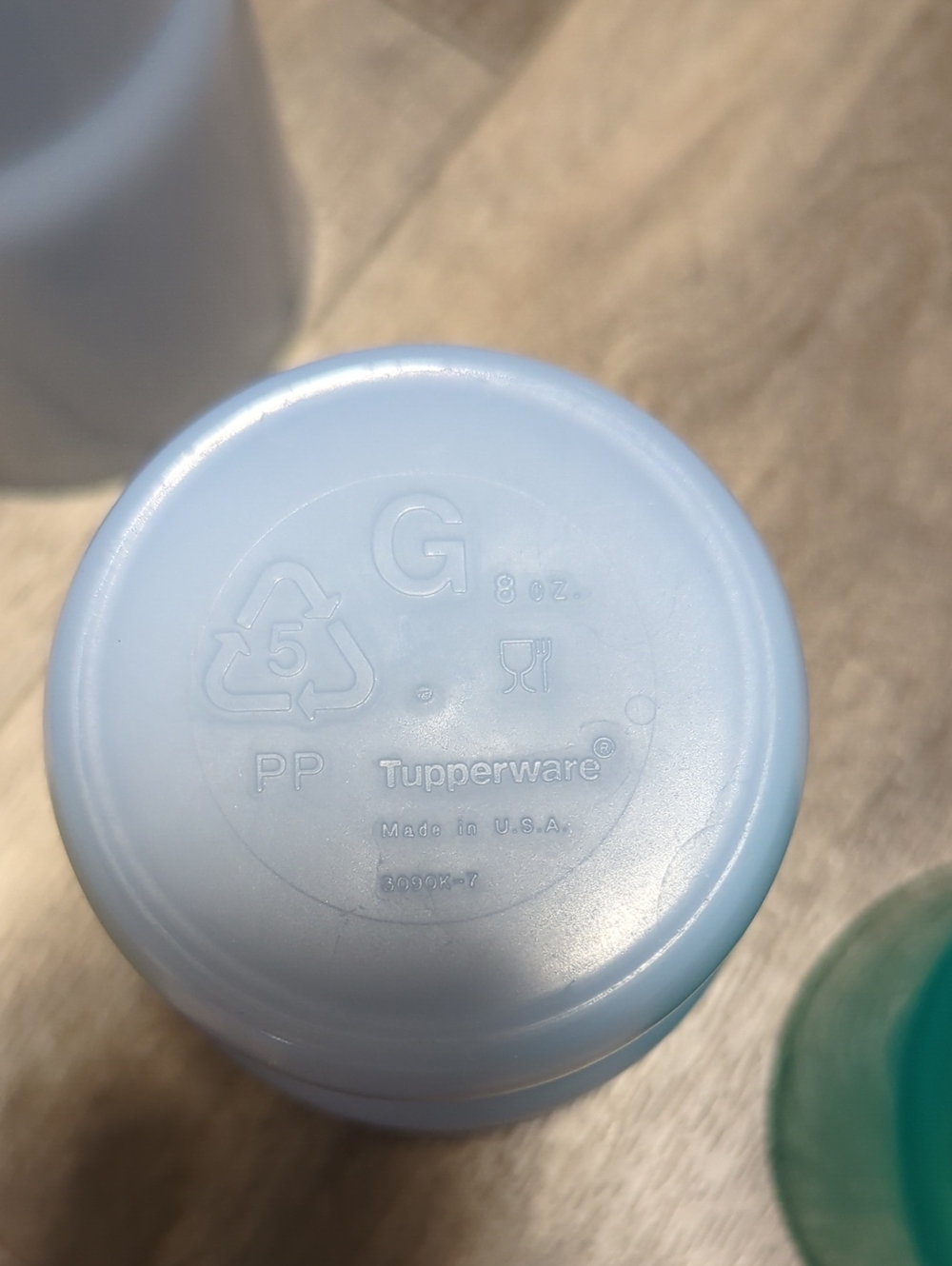 Tupperware Tumblers In Two Sizes - Picture 3 of 3
